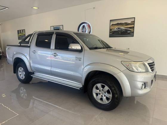 TOYOTA HILUX 2.7 SRV 4X4 CD 16V FLEX 4P AUTOMÁTICO